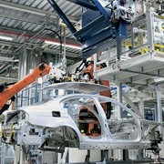 Сборка автомобилей Kia, BMW, а также продукция GM. Производство автомобилей, осуществляемое на предприятиях АВТОТОРа, представляет собой широко распространённый в мире и экономически эффективный вариант серийного промышленного выпуска автомобилей фото