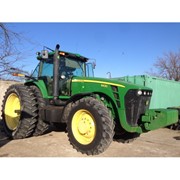 Трактор John Deere 8430 фотография