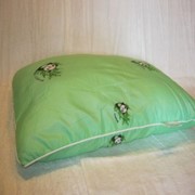 Подушка с бамбуковым наполнителем размером 40*60 см. фото