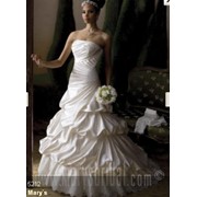 Продажа свадебных вечерних платьев фотография