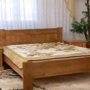 Кровати из натурального дерева. Дубок фото