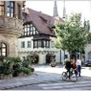 Экскурсия Регенсбург-Цюрих-Люцерн-Шильонский замок-Монтрё-Вевей-Лозанна-Женева-Берн-Рейнский водопад-Прага фото