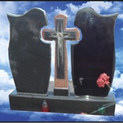 Элитный гранитный памятник с крестом (двойной) E-17 фото