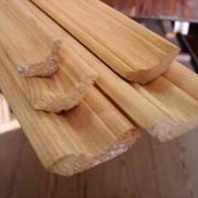Плинтусы деревяные фото