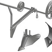 Комплект прицепных орудий к мотолебедке (рама, плуг, окучник) фотография