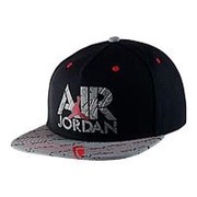 Кепка Air Jordan Stencil SnapBack 707249-010 фото