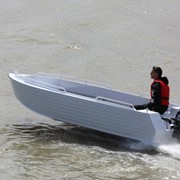Алюминиевая моторная лодка TRIDENT 450