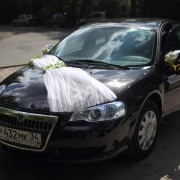Украшение свадебных автомобилей