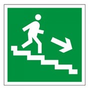 Знак эвакуационный "Направление к эвакуационному выходу по лестнице НАПРАВО вниз", квадрат 200х200 мм,