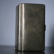 Антикварная серебрянная сумочка фотография
