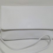 Белая женская сумочка-клатч из натуральной кожи М 255
