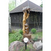 Садовая фигура "Медведи на дереве"