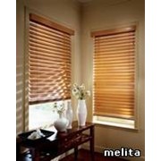 Жалюзи горизонтальные деревянные фото