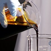 Маловязкое нефтяное топливо фотография