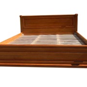 Кровати деревянные из массива ясеня, дуба фото