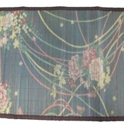 Салфетка с изображением цветов с однотонной окантовкой из ткани,бамбук в инд. Упаковке (40*30) 8606 53272