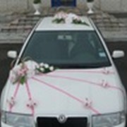 Украшение свадебной машины фото