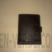 Мужское портмоне из качественного заменителя с кожаными перегородками Escos EA475-302 фото