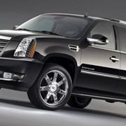 Автомобиль Cadillac Escalade фотография