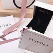 Серебряное кольцо Pandora "Сердце"