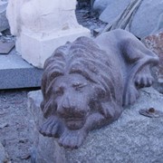 Скульптуры садовые Лев фото