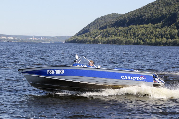 Купить Салют 510 Моторная Лодка