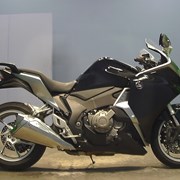 Мотоцикл спортбайк   Honda VF 1200 F DCT  фотография