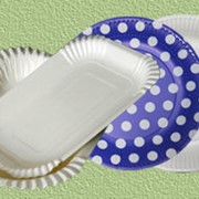 Одноразовые тарелки из бумаги, картона фото