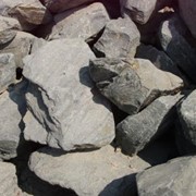 Бутовый камень из кристаллических сланцев фото