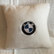 Подушка белая BMW