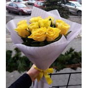 7 желтых роз в подарок фотография