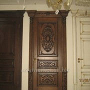 Двери из хвойных и благородных лиственных пород древесины