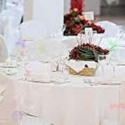 Прокат текстиля для проведения торжеств (скатерти, юбки, чехлы на стулья и др). фото