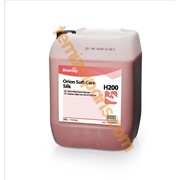 Жидкое мыло с ланолином Diversey - Soft Care LEVER SILK H200 20.4 kg фото