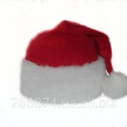 Новогодняя шапка Деда Мороза фотография