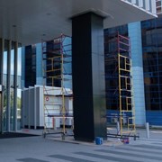 Мобильная покраска ПВХ окон и алюминиевых лоджий фото