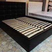 Кровать двуспальная на ламелях фото