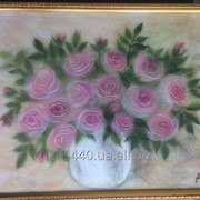 Картина из шерсти "Розы", выполнена в стиле шерстяная акварель, живопись шерстью