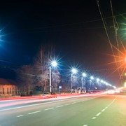 Монтаж светодиодного освещения дорог и магистралей фото