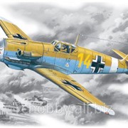 Модель ICM 1/48 Мессершмитт BF 109F-4Z/Trop фото