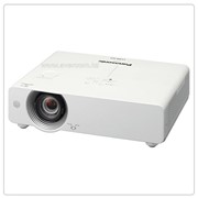 Портативный видео проектор Panasonic PT-VX500E фотография