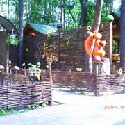 Забор деревянный декоративный из лозы и орешника