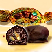 Сухофрукты в шоколаде -финик с орехами