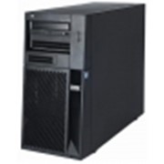 Сервер начального уровня IBM System x3200 фото