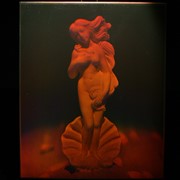 Сувенир голографический с подсветкой настольный Афродита фото
