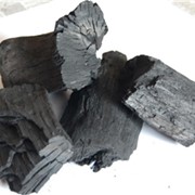 Уголь древесный дубовый фотография