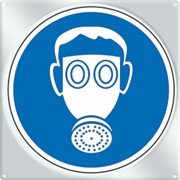 Знак охраны труда M-04 «Работать в средствах защиты органов дыхания» фотография