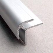 Специализированные алюминиевые профили для стекла(наружный угол). Цвет: серебро. Длина 3 м. фото