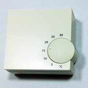 Термостат для конвектора Salus RT10 комнатный