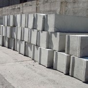 Блоки фундаментные бетонные стеновые ФБС фото